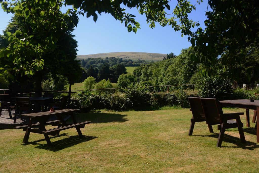 The Oxenham Arms Hotel Devon South Zeal Екстер'єр фото