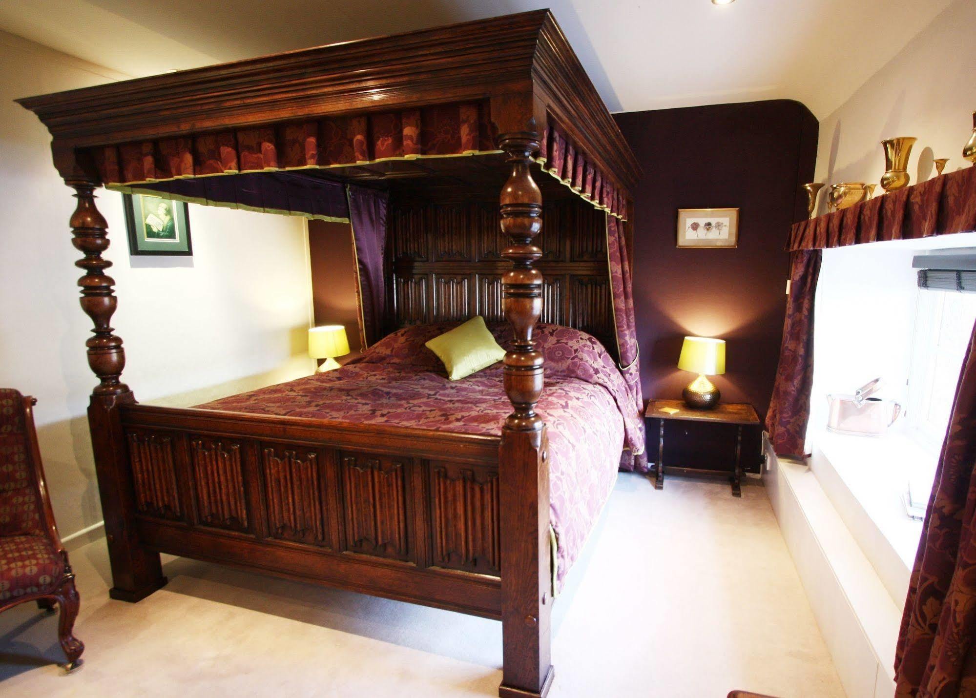 The Oxenham Arms Hotel Devon South Zeal Екстер'єр фото
