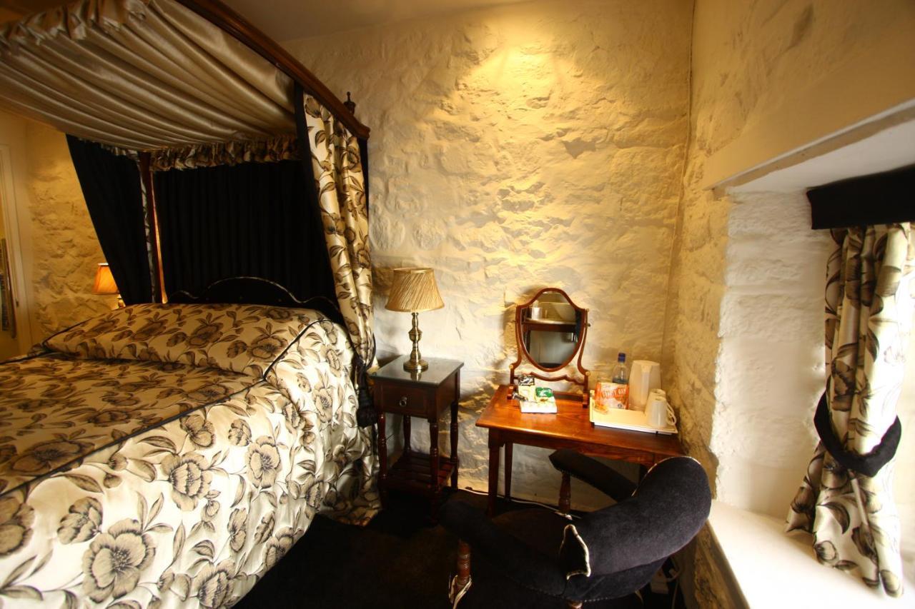 The Oxenham Arms Hotel Devon South Zeal Екстер'єр фото