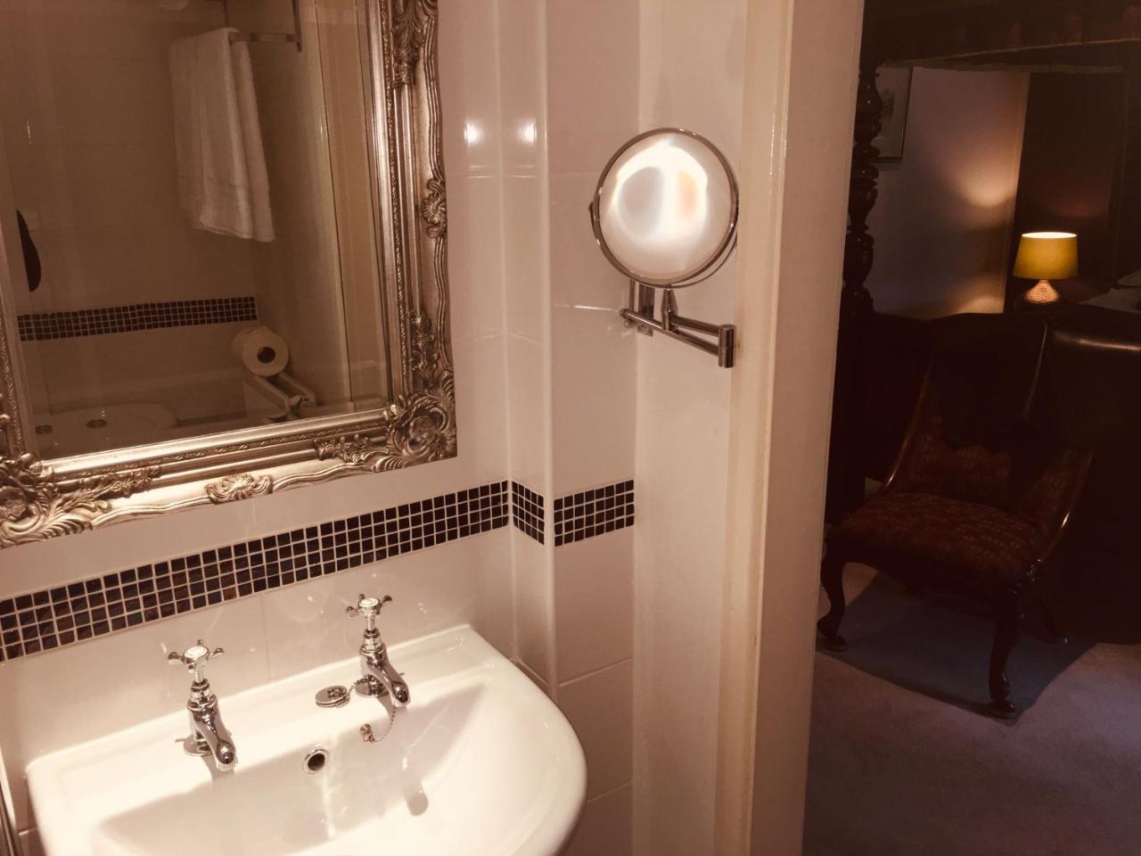 The Oxenham Arms Hotel Devon South Zeal Екстер'єр фото